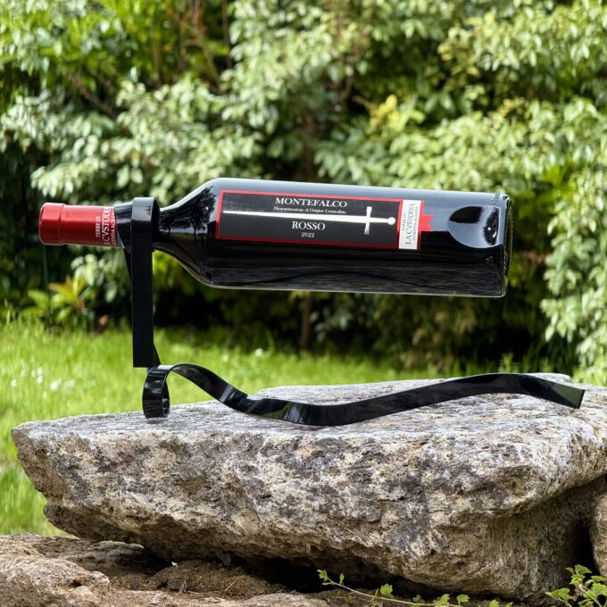 "Kaspinas" levituojantis butelio laikiklis